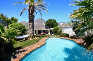 Hout Bay Beach Cottage _37_ medium size_ pool tropical plants