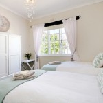 Hout Bay Beach Cottage _52_ medium size_ bedroom3_Beach room